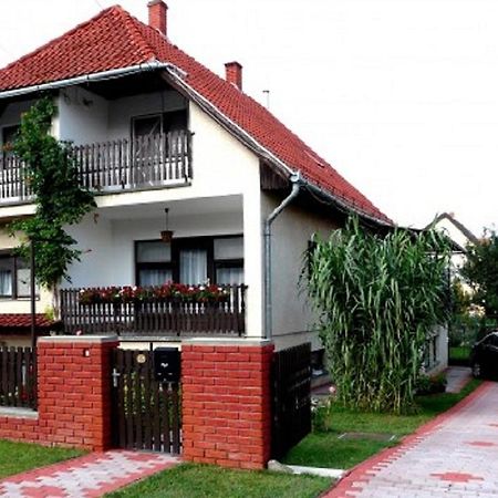 Margo Apartman Fonyod Luaran gambar
