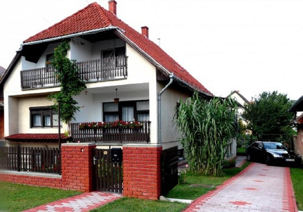 Margo Apartman Fonyod Luaran gambar